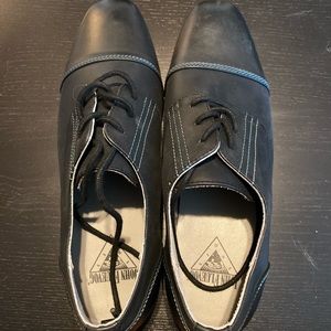 John fluevog dress shoes. BRAND NEW NEVER WORN